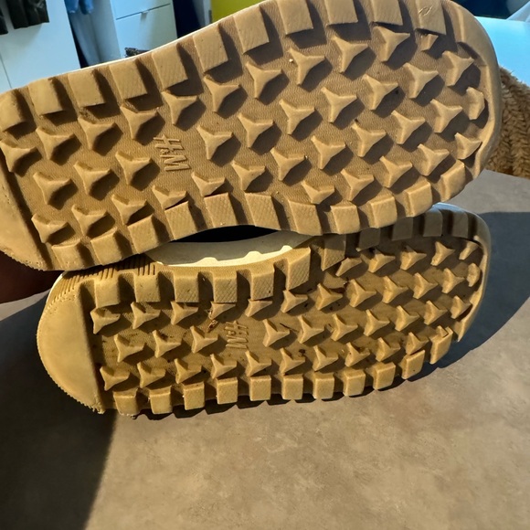 Boys navy blue boots. H&M size 12 - Picture 5 of 5